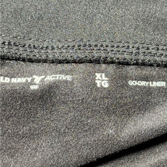 Old Navy Men's Activewear Shorts Size XL - Picture 7 of 8